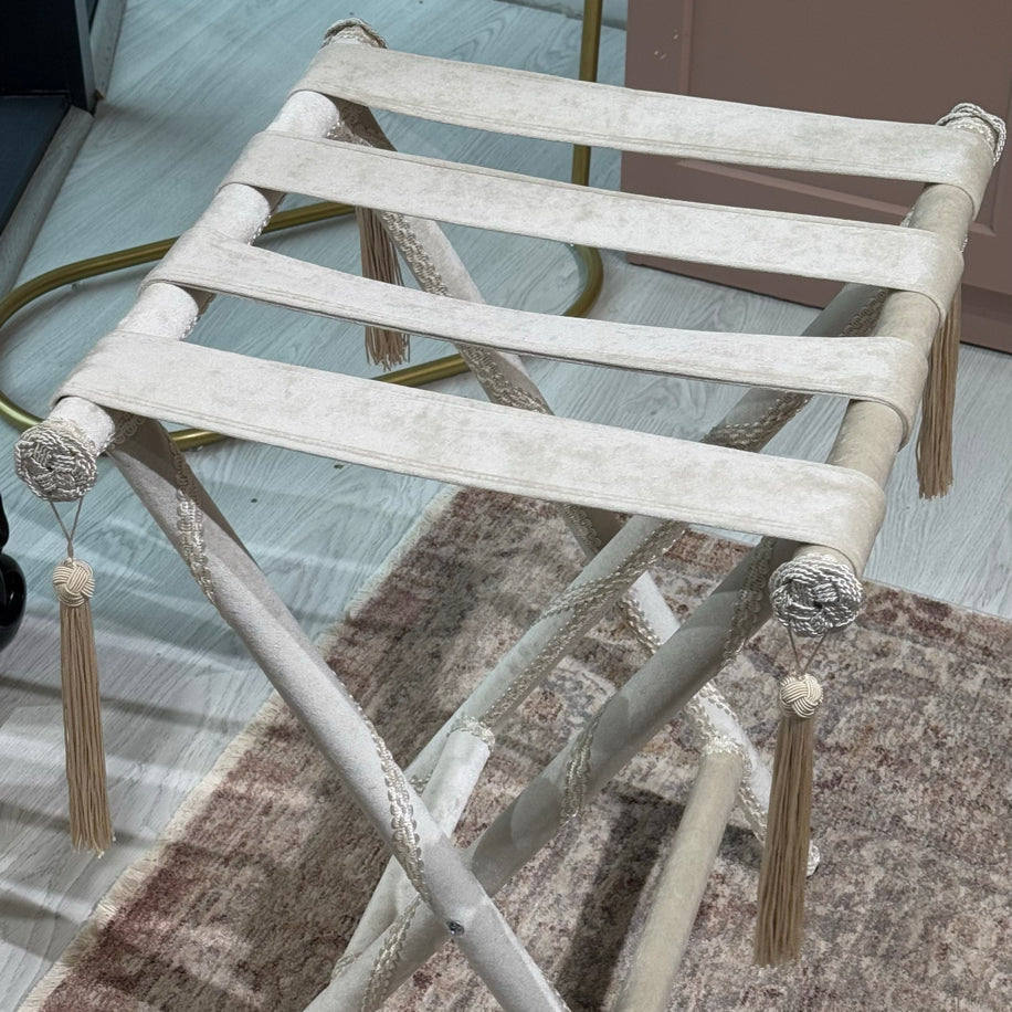 Krem Renk Kadife Sehpa & Pleksi Tepsi