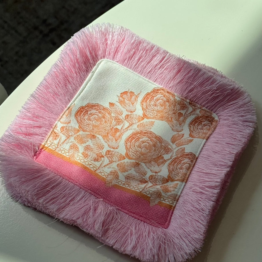 Royal Pembe Püsküllü Sunum Peçetesi