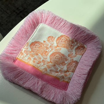 Royal Pembe Püsküllü Sunum Peçetesi