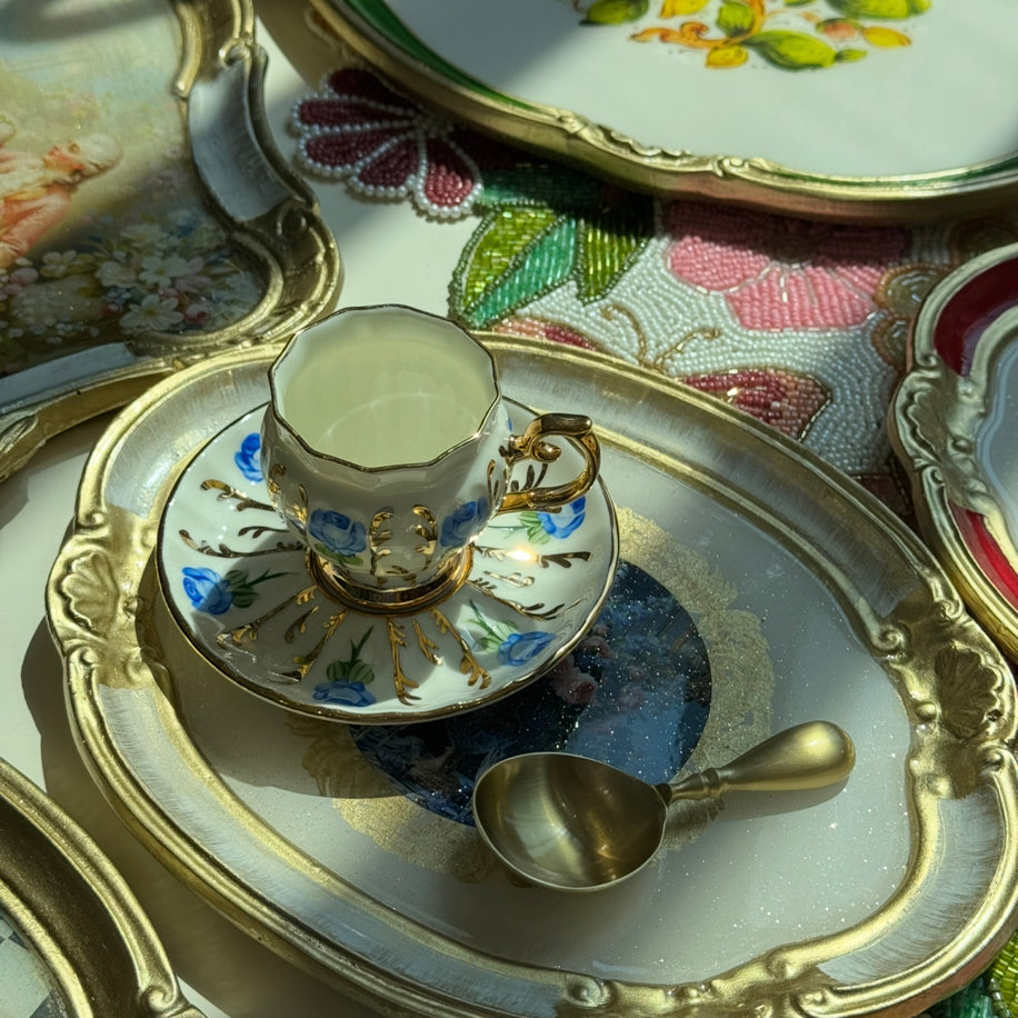 Mavi Baskı Oval Tek Kişilik Gül Ağacı Tepsi